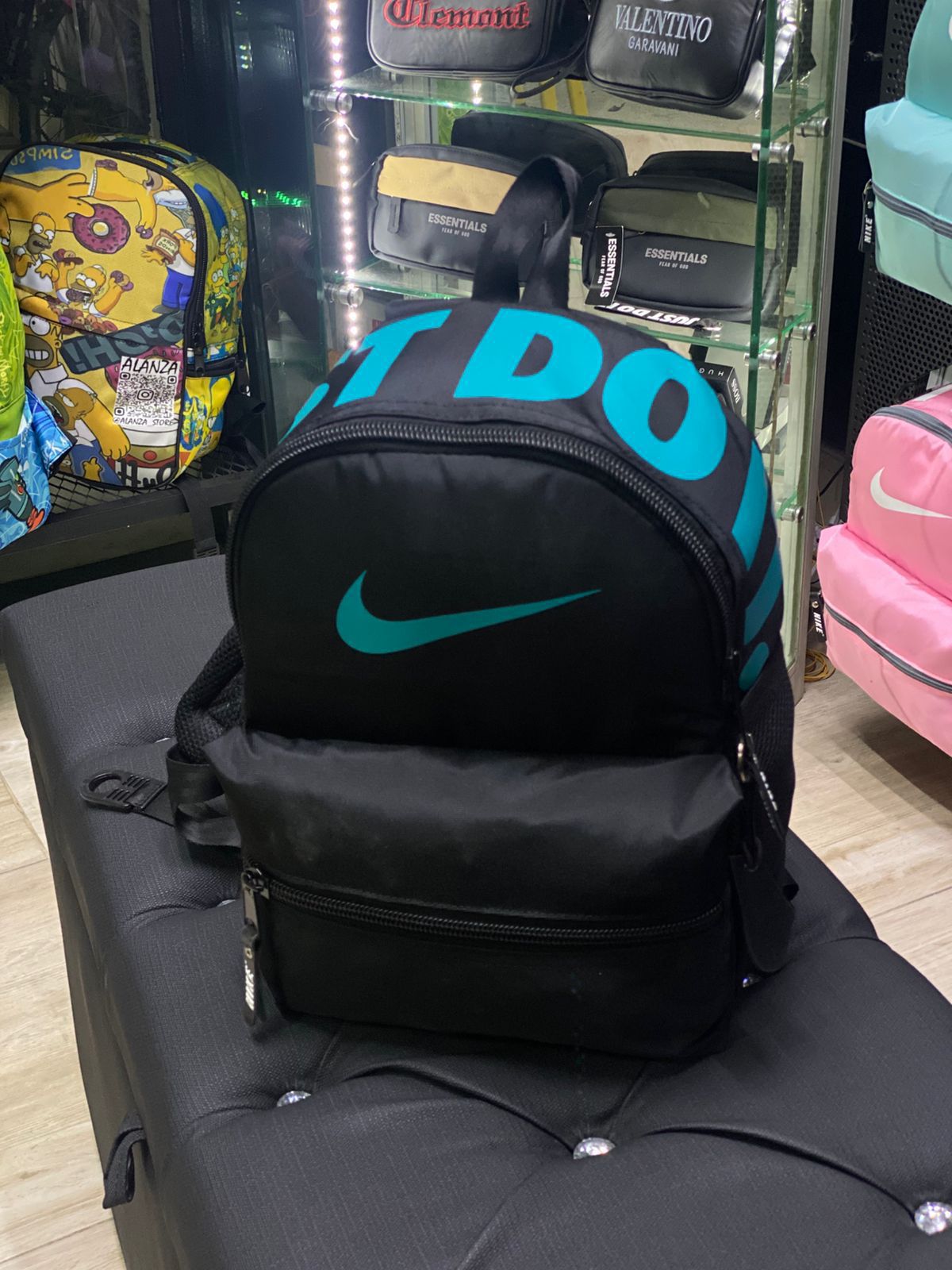 MORRAL DEPORTVIO PEQUEÑO 38CM DE ALTO X 35 CM DE ANCHO