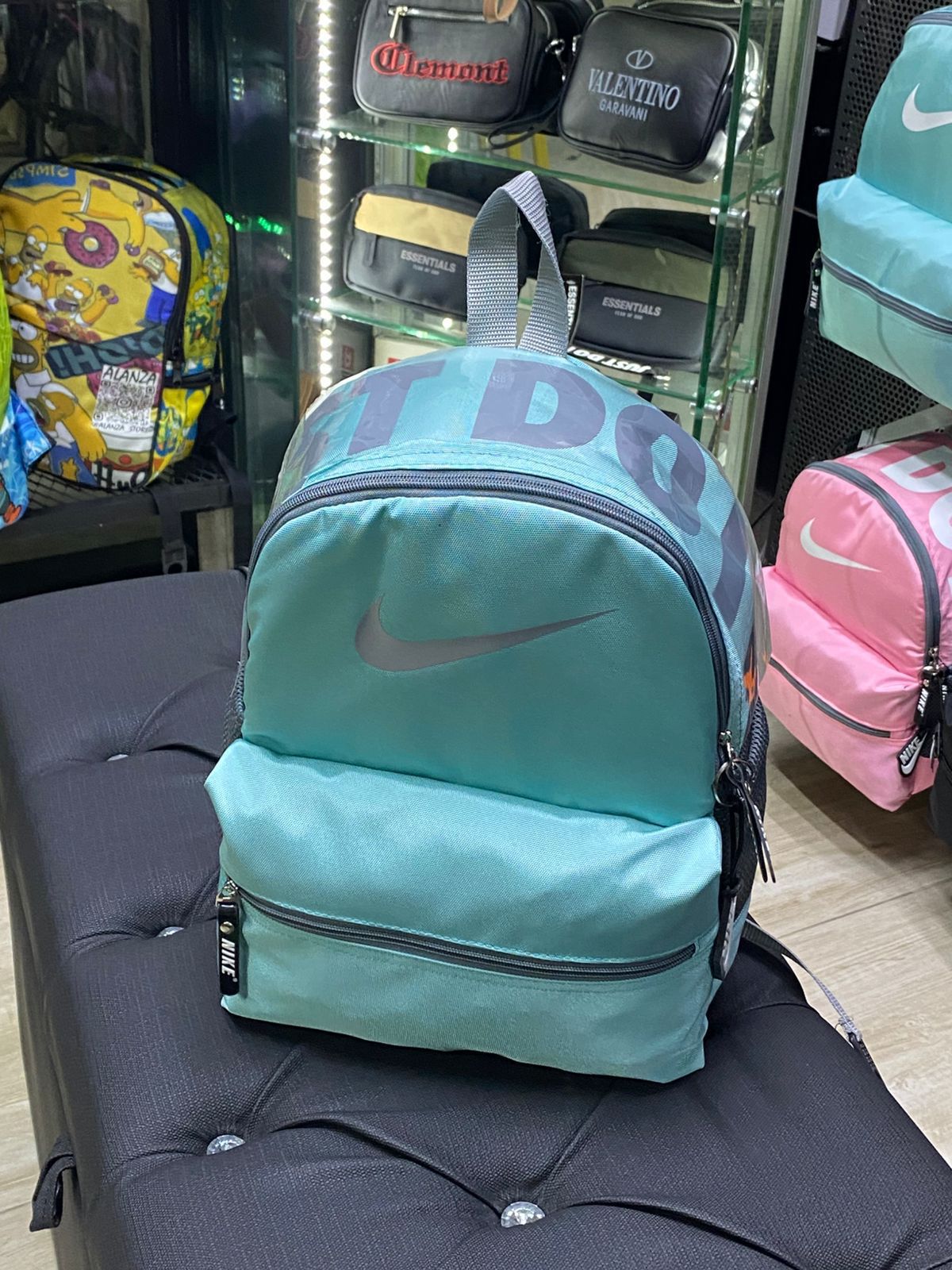MORRAL DEPORTVIO PEQUEÑO 38CM DE ALTO X 35 CM DE ANCHO